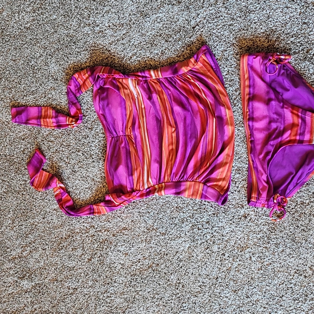 Excellent Condition Sofia VERGARA swim set